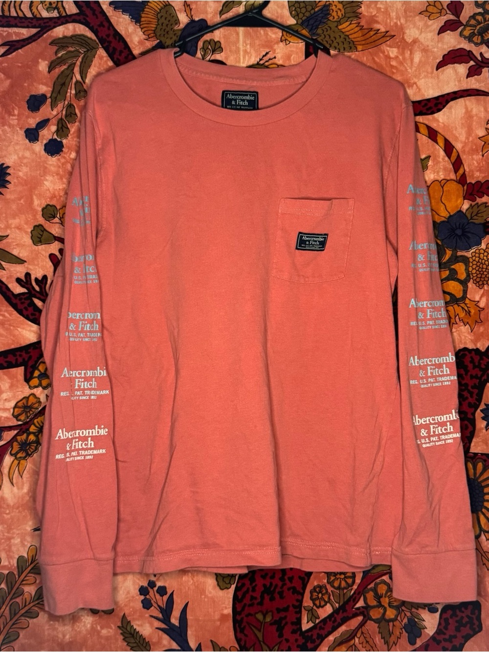 Abercrombie & Fitch Salmon Longsleeve